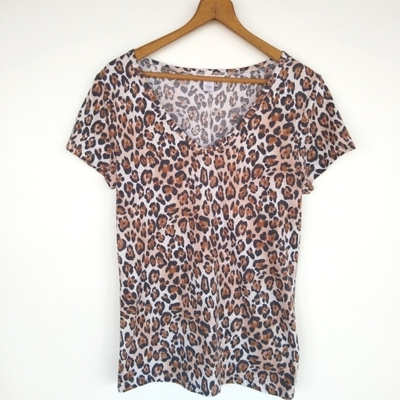 SALE 🛍️ VS animal print tee Womens size L - Picture 1 of 8